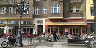 Wir backen täglich für sie die leckersten torten, kuchen und kekse, vor allem vegan und glutenfrei. Restaurants Am Stuttgarter Platz Berlin De