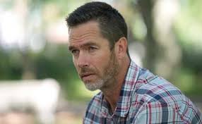 Le frère de Patrick Roy accusé de méfait sur des biens