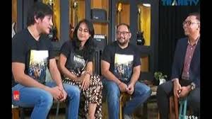 Acha septriasa, adriyan bima, deva mahenra and others. Film Bangkit Bercerita Tentang Bencana Yang Menerjang Ibukota Jakarta Youtube