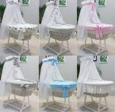 Cesta Culla In Vimini Per Neonato Set Di Biancheria Baldacchino Piccole Ruote Ebay
