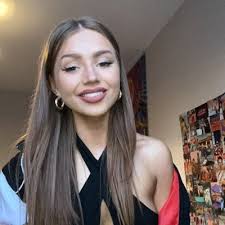 Shauna Brophy (@shaunad19050193)