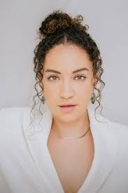 Vicki Mcghee's Instagram, Twitter & Facebook