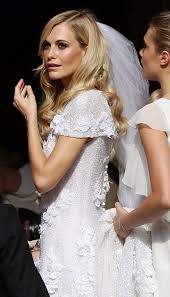 Poppy Delevingne Is Married See Her Stunning Wedding Photos Poppy Delevingne Wedding Stunning Wedding Photos Celebrity Wedding Hair
