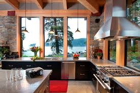 20 captivating kitchens with an ocean view