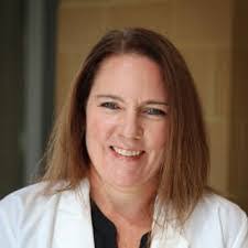 Kari Hankins's Instagram, Twitter & Facebook