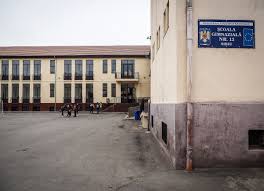 Maybe you would like to learn more about one of these? Trei Clase De Elevi De La È™coala Nr 13 Din Sibiu Stau AcasÄƒ PanÄƒ Vineri Eveniment Tribuna