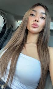 Christine Samson's Instagram, Twitter & Facebook