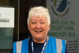 Heather at Food Facts Friends wins new volunteer award