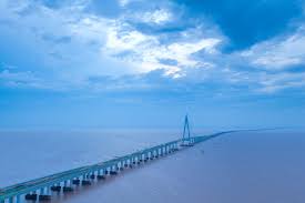 Aug 01, 2017 · the lake pontchartrain causeway is the longest bridge in north america, although this claim has been disputed. These Are 13 Longest Bridges In The World Wow Travel