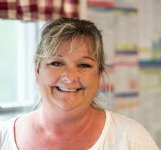 Wiscasset Supports Hometown Server at New Breakfast Venture