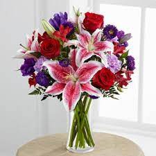 Next day delivery of roses and flowers to all neighborhoods, including riverside, north mianus, glenville, cos cob and many more! The Stunning Beautya Bouquet Arranged By A Florist In Greenwich Ct Greenwich Ct Florist