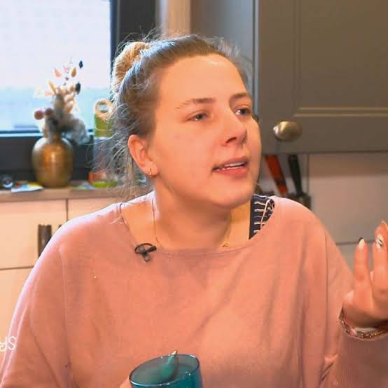 Sarafina Wollny setzt Peter vor die Tür – Fußmarsch als Strafe