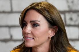 Kate Middleton's Star Earrings Have a Special Meaning