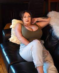 Babepedia
