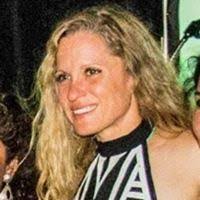 Lindsay Lancaster's Instagram, Twitter & Facebook