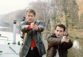 Nach einem heftigen zusammenstoß können sich die beiden ermittler leider gar nicht leiden. Tatort Folge 466 Berliner Barchen Tatort Fans