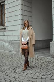 Perfect for use in overcoats, domestic upholstery and craft projects. Outfits In Neutrals And Basics For Spring The Chic Advocate