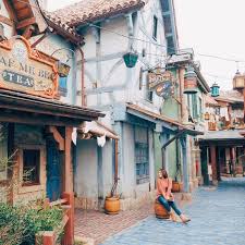 michelle travel lifestyle on instagram shanghaidisneyland travel lifestyle disney shanghai shanghai
