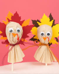 ‪70 Easy DIY Thanksgiving Crafts for Kids to Make in 2025‬‏
