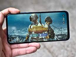Nhắc đồng đội Noi Nhỏ Trong Pubg Mobile Một Game Thủ Bị Ba Người Bạn đanh đến Tử Vong Game Online Việt Giải Tri