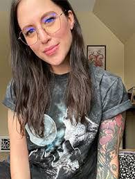 Stephanie Spence's Instagram, Twitter & Facebook