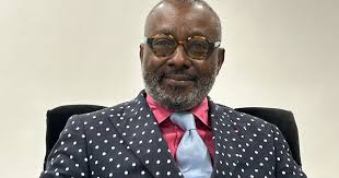 After health setback, photographer focuses