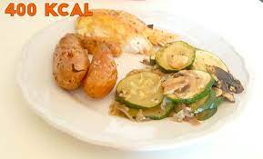 Voici Mon Repas De Midi 150g Blanc De Poulet 100g Pommes De Terre 100g Courgettes 100g Champignons De Paris Ail Repas Midi Blanc De Poulet Idee Recette