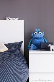 Und da ich über ein himmelbett verfüge, kam ich auf die idee, dieses um einem sternenhimmel zu bereichern. Diy Nachtlicht Mit Sternenhimmel Lampe Selber Bauen Aus Spanschachtel Filizity Com Diy Blog Aus Dem Rheinland