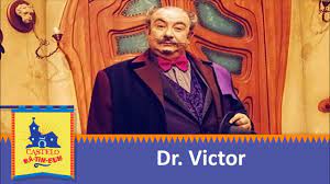 Um de seus personagens mais memoráveis é o . Dr Victor Castelo Ra Tim Bum Youtube
