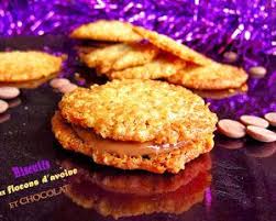 Cannes De Noel Rouges Et Vertes En Pate A Cookie Cookies Et Biscuits Biscuits Alimentation