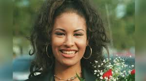 La muerte de selena quintanilla conmocionó a miles alrededor del mundo. Revelan Escalofriante Foto Del Funeral De Selena Quintanilla Tvnotas Irresistible