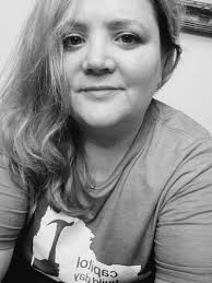 Sandra Cavalier's Instagram, Twitter & Facebook