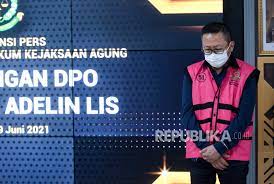 Di dalam kasus adelin lis, modus operandi kejahatan kehutanan terletak pada tahapan penebangan dan pengangkutan. C0ztuv48dxyonm