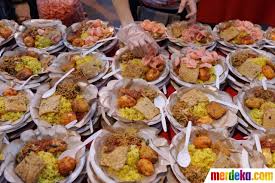 Resepi menu buka puasa yang simple 2019 kisahsidairy com. Foto Kebersamaan Komunitas Muslim Tionghoa Indonesia Sajikan Menu Berbuka Puasa Merdeka Com