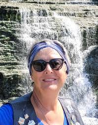 Debbie Maupin's Instagram, Twitter & Facebook