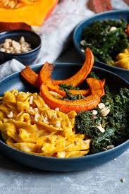 Alles Vegetarisch Grunkohl Pasta Mit Gebackenem Kurbis Verlosung Gebackener Kurbis Grunkohl Pasta Alles Vegetarisch