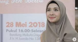 Ia menyebut foto tersebut adalah foto. Diterpa Isu Perceraian Intip Foto Liburan Laudya Cynthia Bella Tanpa Suami