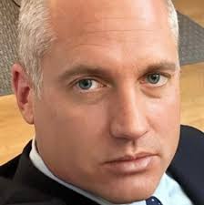 This kid's going to grow up to be a badass! 🎥-harley_davidson_daily via IG