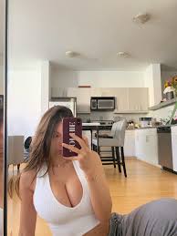 TW Pornstars - 2 pic. Sophie Mudd 🤎. Twitter. If you dont follow my Only  Fans you are missing out! 25%. 8:37 PM - 19 Mar 2021