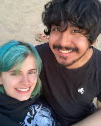 boyfriend reveal. WE WERE MATCHING AWWWWW. the bumble gods were so so good  in giving me this man. 🙏🙏