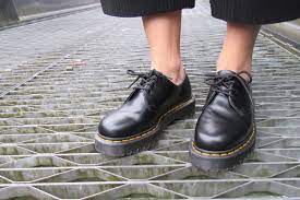 Check spelling or type a new query. Prix Doc Martens Femme Abhiraj In
