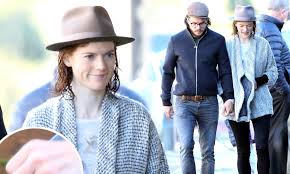 Leslie was spotted at heathrow airport in london wearing. Rose Leslie Flaunts Ring As She Is Seen With Kit Harington Daily Mail Online