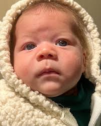 Carta para; Aaron De; Mamá Primer secreto, luego de que nació tu hermanita  Melany siempre dije que no tendría más hijos. Segundo secreto, cuando  conocí a tu papá al tiempo le hice