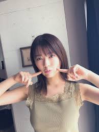 岩本蓮加のかすかに浮き出る乳首 ２２１１０６ - エッチすぎるぐらぞうチャンネル