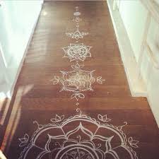 20 Amazing Painting Ideas For Wooden Floor Decoration Yoga Studio Design Yoga Room Wooden Flooring