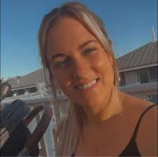 Where are the best places to snorkel and rent kayaks near Anna Maria Island?