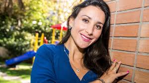 Ahora es rubia! Francisca Ayala apostó por radical cambio de look