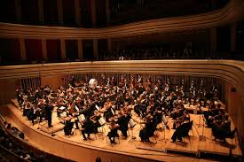 Teori yang diberi nama 'the mozart effect' menyebut bahwa mendengarkan musik klasik dapat membantu meningkatkan aktivitas otak. Orkes Wikipedia Bahasa Indonesia Ensiklopedia Bebas