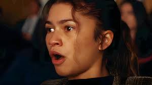 Esin Cepni nude hotel room city view