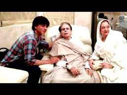Starring dilip kumar, vyjayantimala, tarun bose, johny walker, pran, jayant Dilip Kumar S Son Shah Rukh Khan Visits Him At His Home Youtube